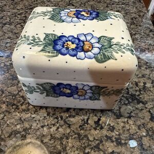 Unikat W R Signed Polish Pottery Box Blue Flowers Decorated Inside